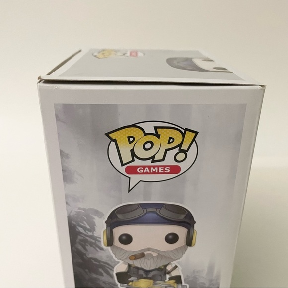 Funko Pop! Games Evolve Hank #39 Vinyl Figure - Picture 11 of 16